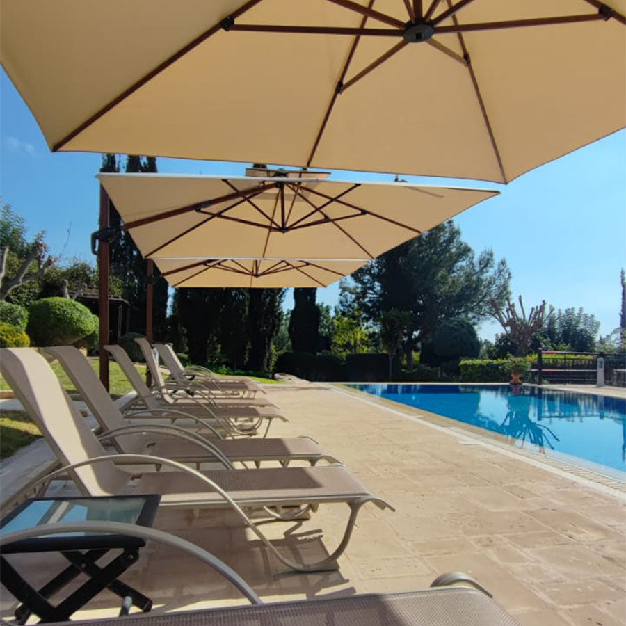 PURPLE LEAF Parasol Déporté Carré Grain de Bois en Aluminium avec socle